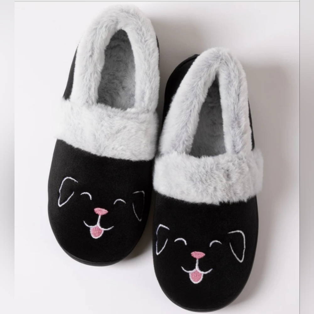 Brand New 💎 Puppy Slippers !